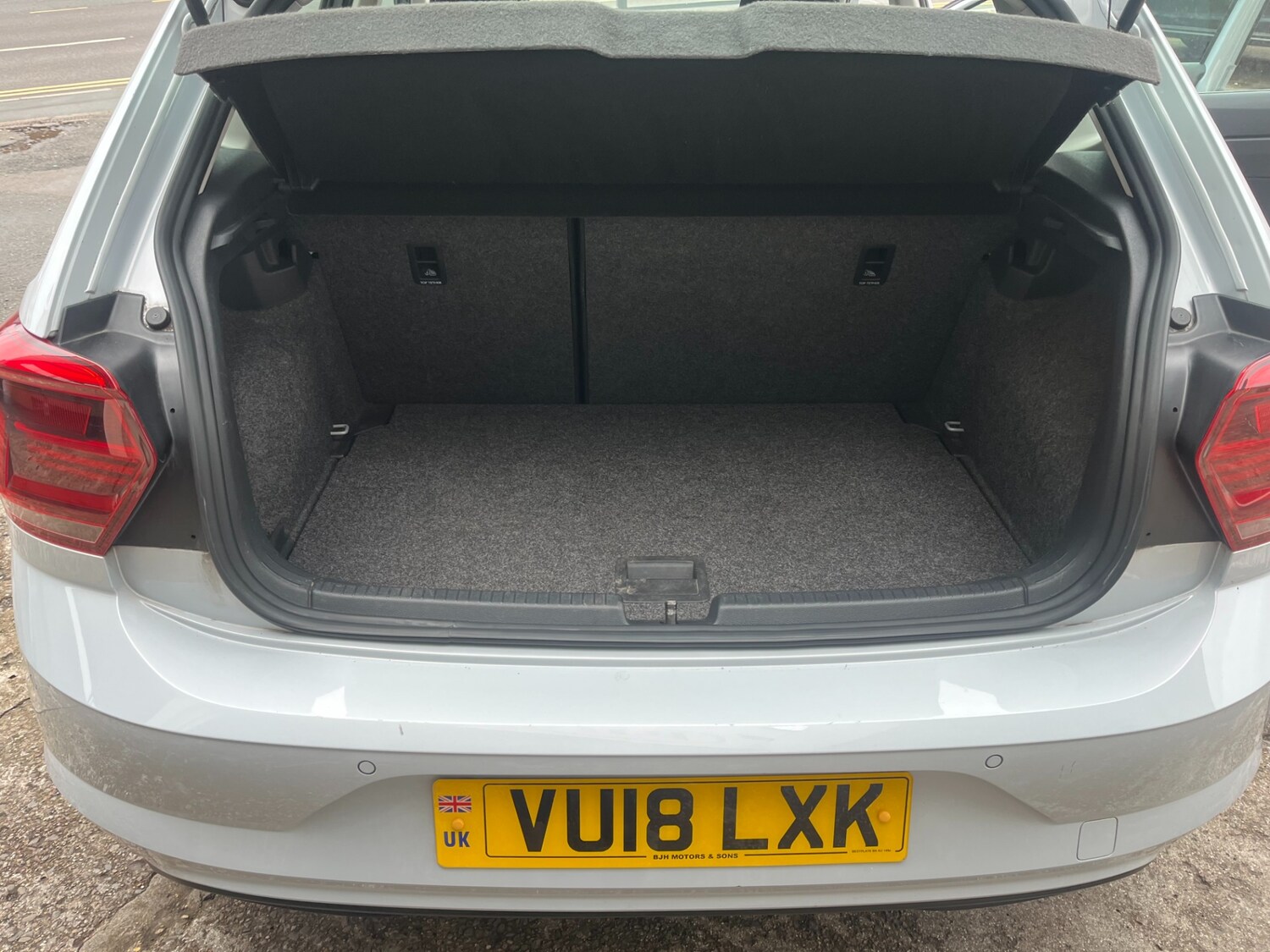 Used Volkswagen Polo 2018 for sale - 77915389: Photo 14