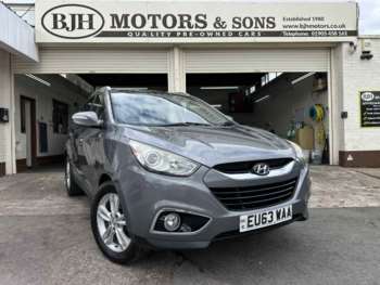 2013 (63) - 1.7 CRDi Premium 5dr 2WD