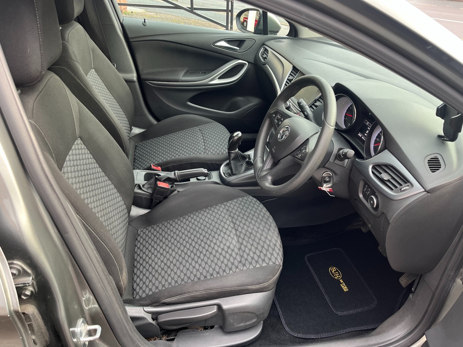 Used Vauxhall Astra 2017 for sale - 77167870: Photo 10