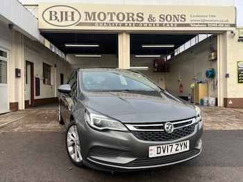 2017 (17) - 1.4i 16V Design 5dr