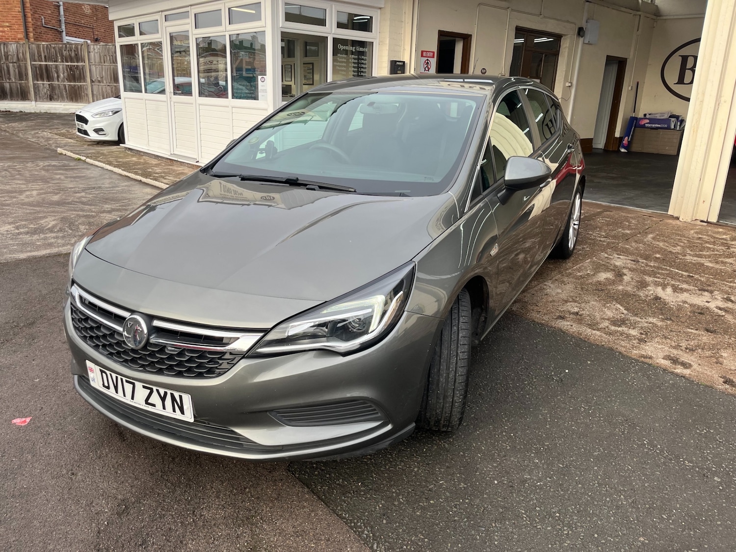 Used Vauxhall Astra 2017 for sale - 77167870: Photo 8