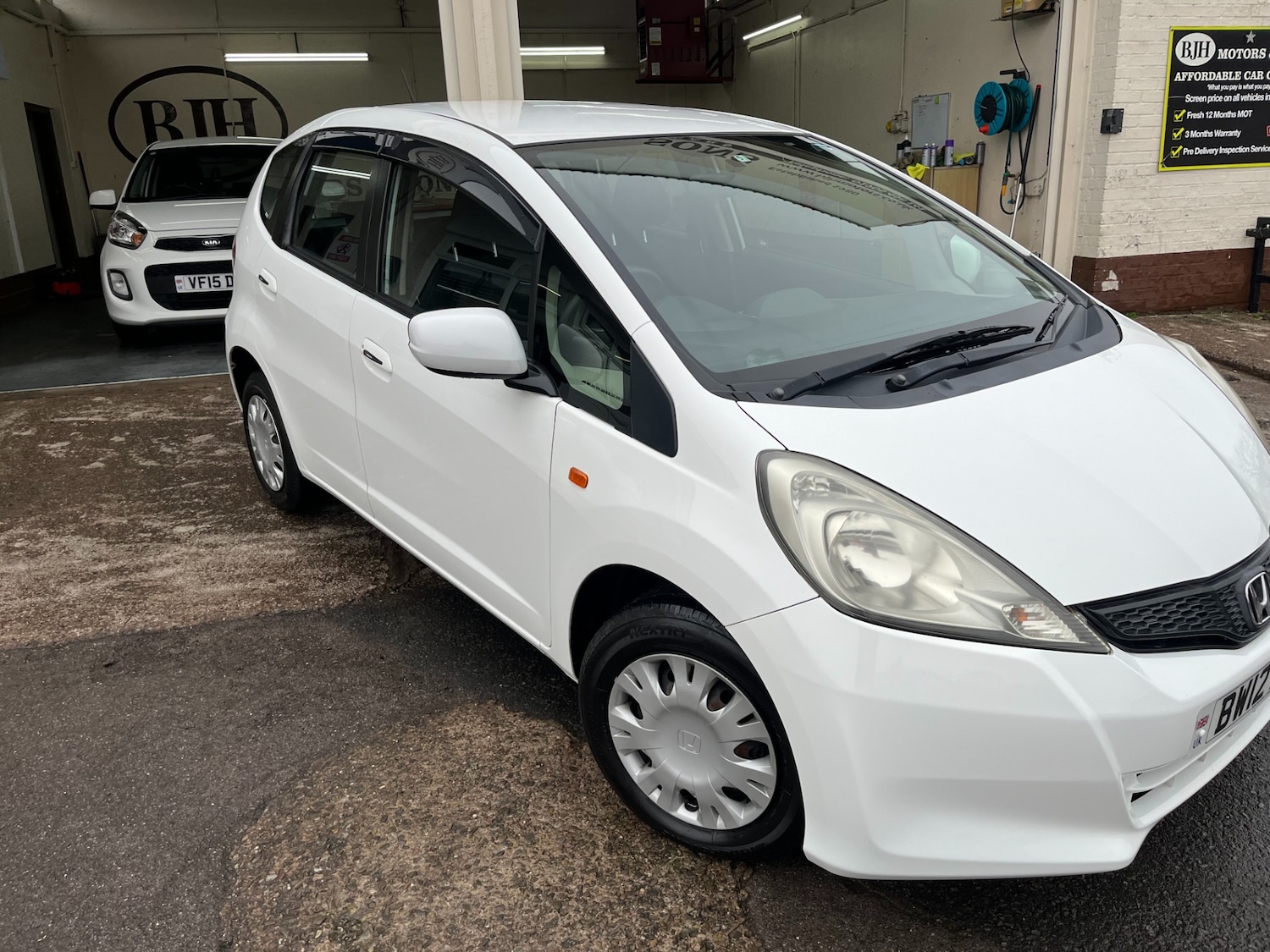 Used Honda Jazz 2024 for sale - 77247462: Photo 2