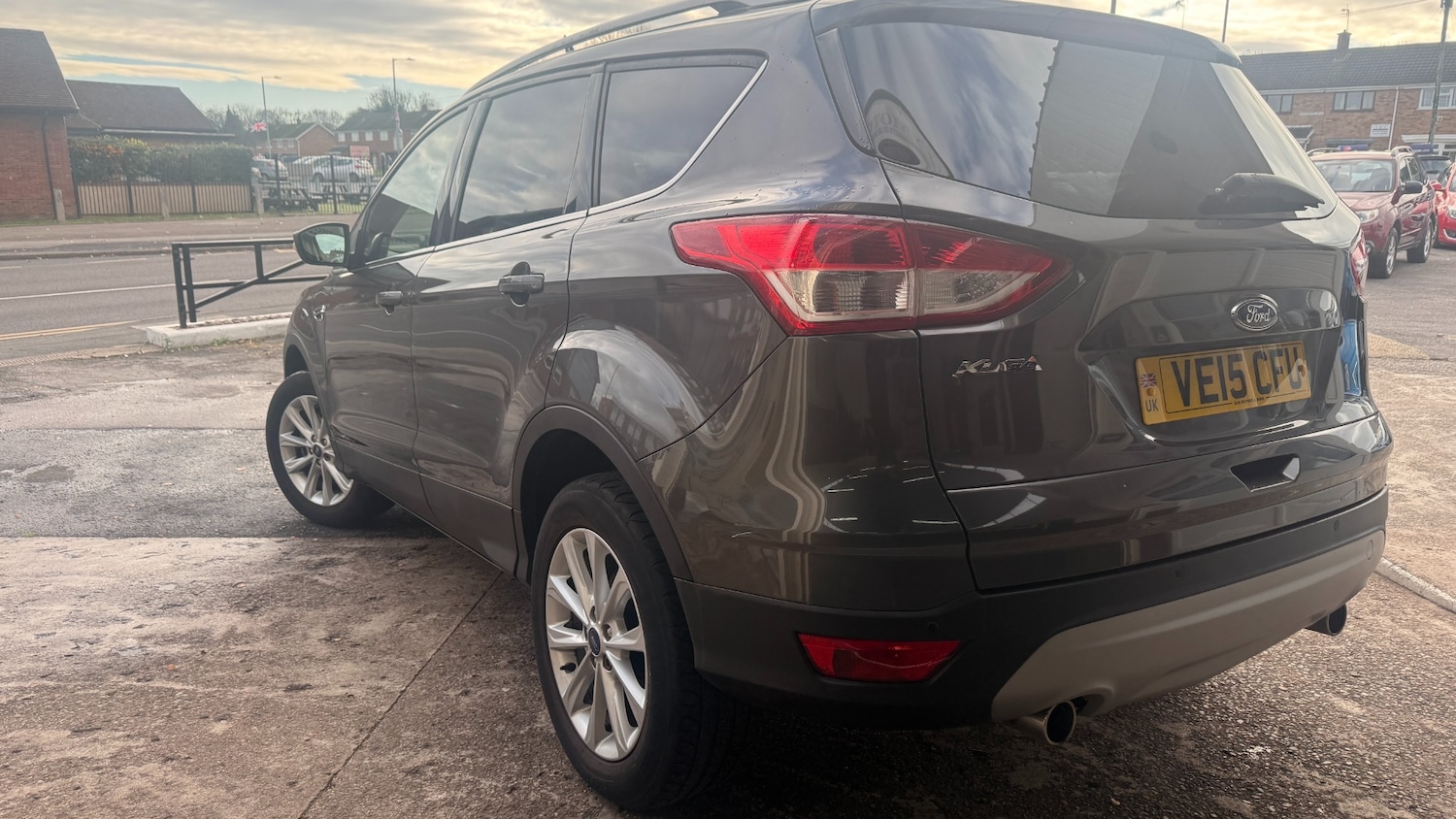 Used Ford Kuga 2015 for sale - 76615705: Photo 3