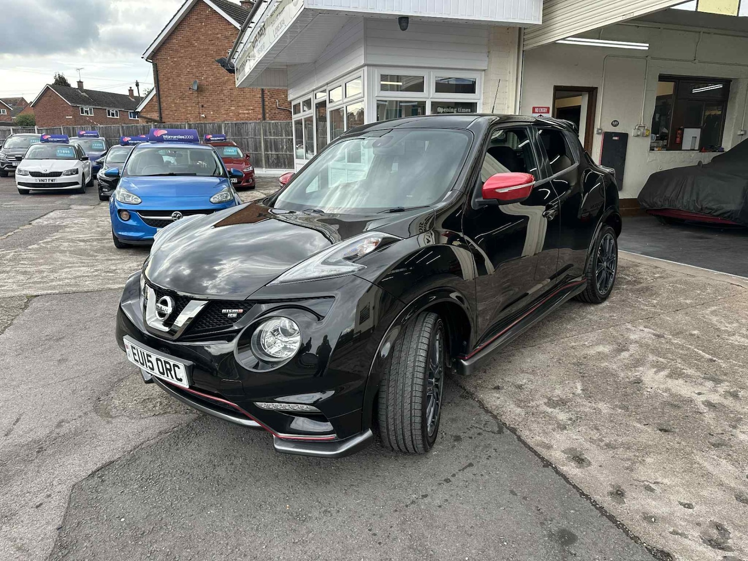 Used Nissan Juke 2015 for sale - 76128789: Photo 2