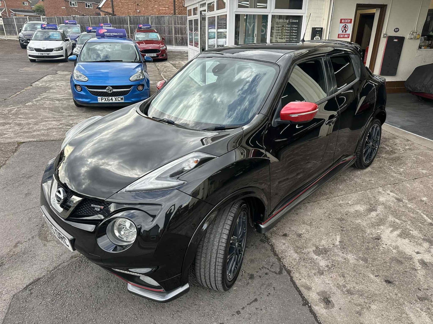 Used Nissan Juke 2015 for sale - 76128789: Photo 8