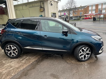 Used Renault Captur 2018 for sale - 77416948: Photo