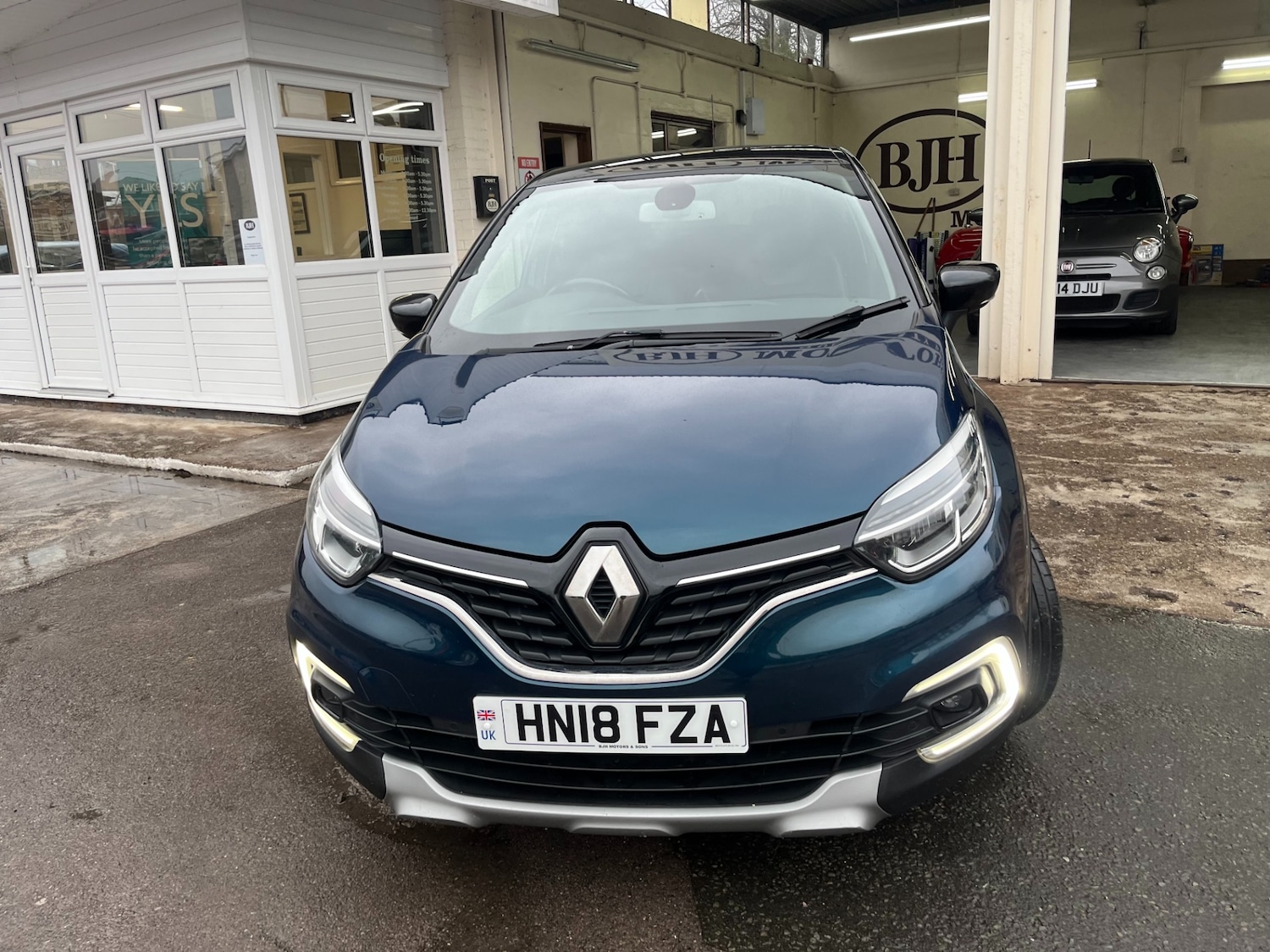 Used Renault Captur 2018 for sale - 77416948: Photo 9