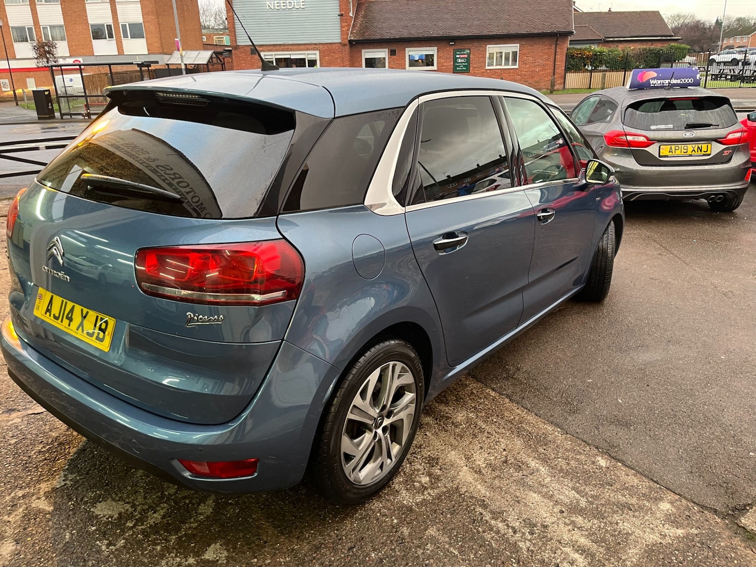 Used Citroen C4 Picasso 2014 for sale - 77532354: Photo 4