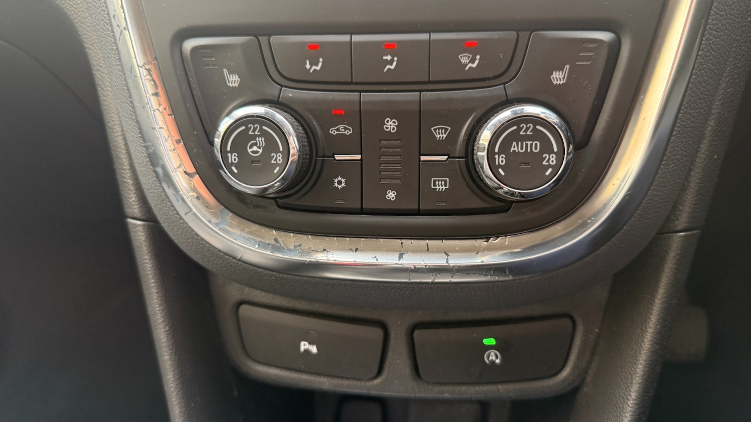 Used Vauxhall Mokka 2014 for sale - 76351840: Photo 12
