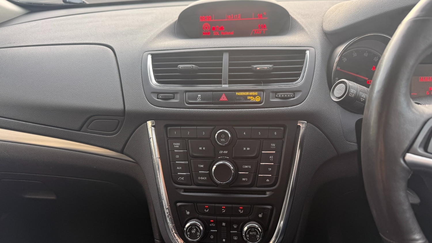 Used Vauxhall Mokka 2014 for sale - 76351840: Photo 9