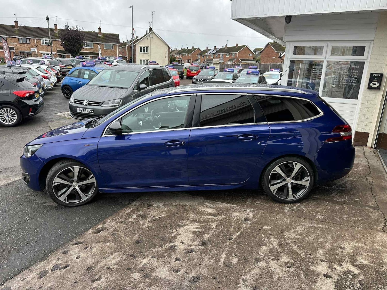 Used Peugeot 308 2016 for sale - 76145737: Photo 3