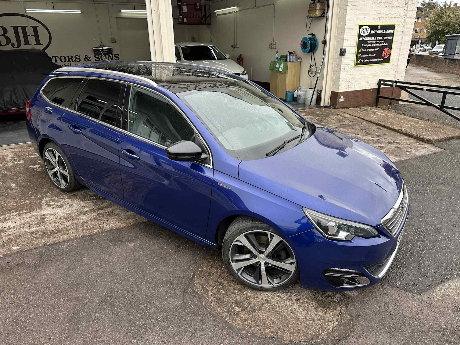Used Peugeot 308 2016 for sale - 76145737: Photo 6