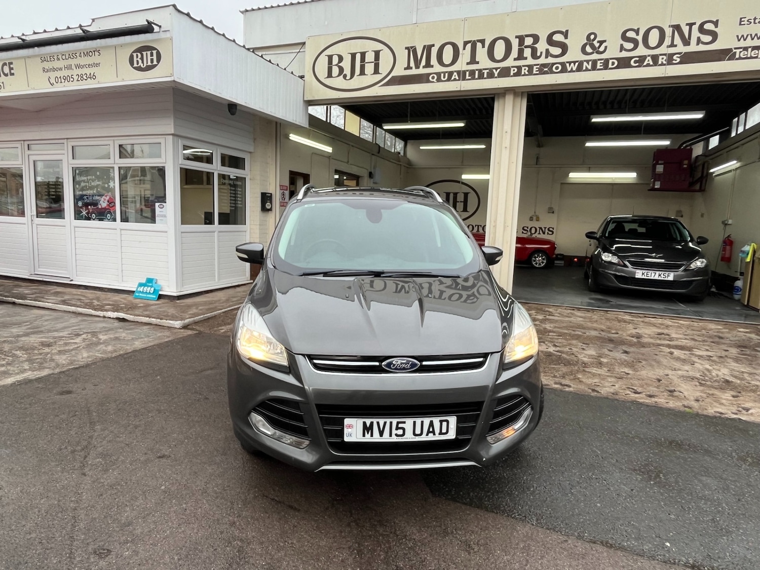 Used Ford Kuga 2015 for sale - 76968654: Photo 7