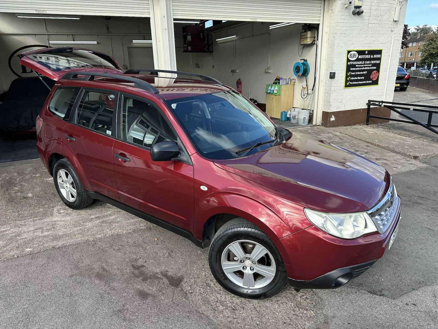 Used Subaru Forester 2011 for sale - 76115434: Photo 6