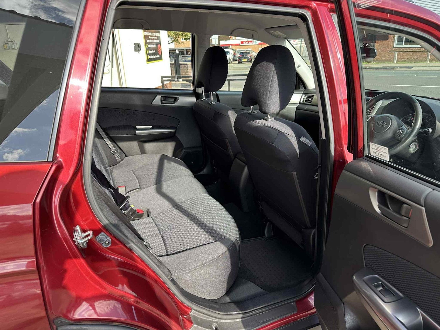 Used Subaru Forester 2011 for sale - 76115434: Photo 9