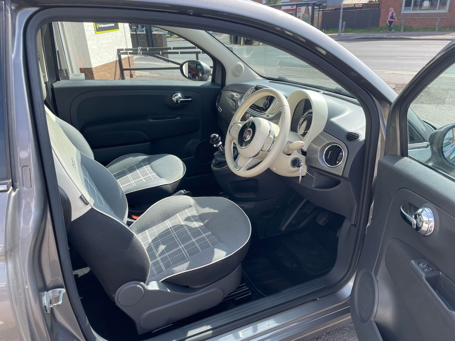 Used Fiat 500 2016 for sale - 76958200: Photo 5