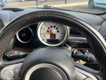 Used MINI Convertible 2009 for sale - 77954347: Photo