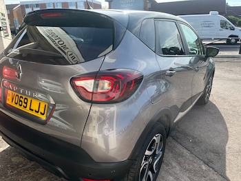 Used Renault Captur 2019 for sale - 79512808: Photo