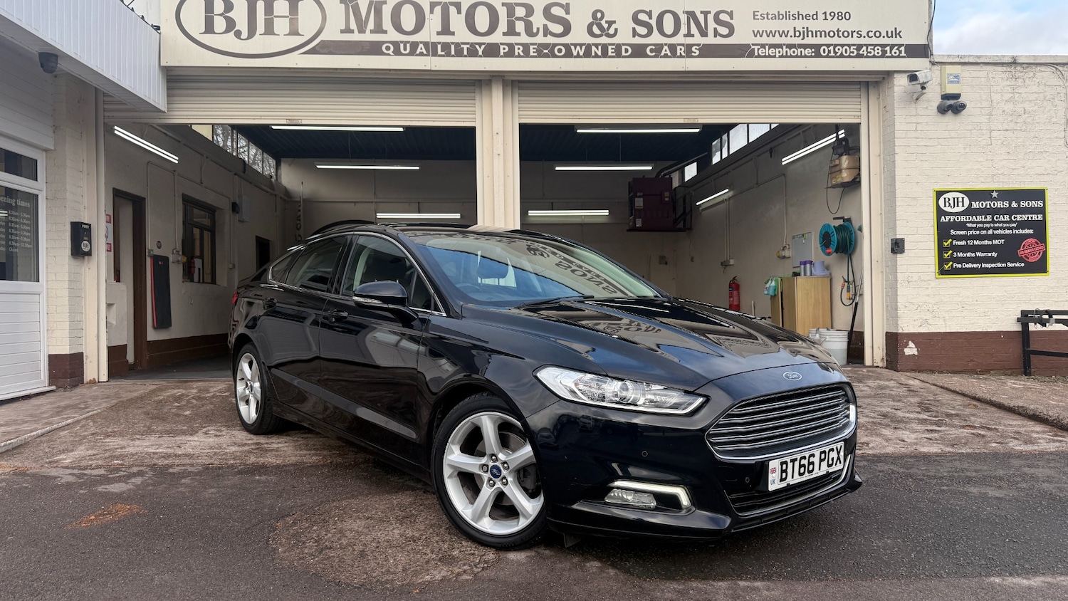Used Ford Mondeo 2017 for sale - 76737899: Photo 1