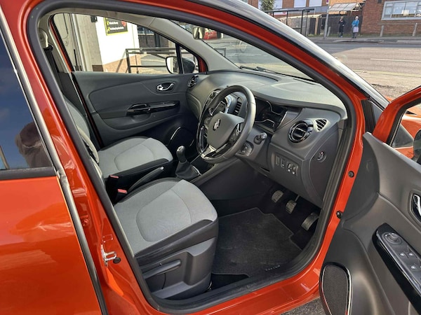 Used Renault Captur 2014 for sale - 76037562: Photo 8
