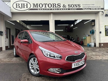 2013 (63) - 1.6 GDi 3 EcoDynamics 5dr 34,800 MILES!! WOW!! SATNAV!! NICE CAR!!
