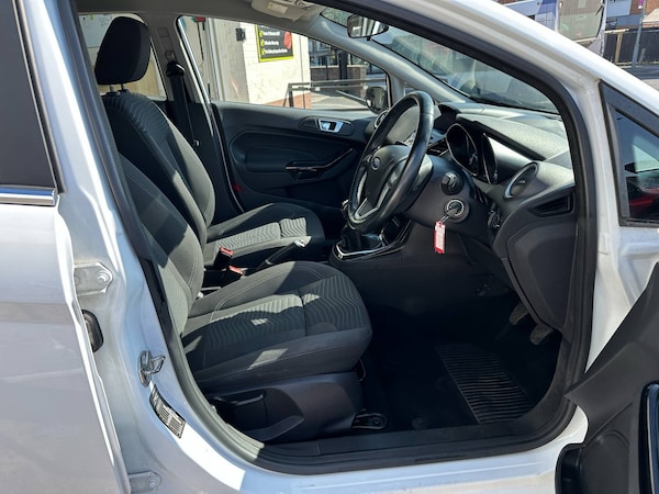 Used Ford Fiesta 2017 for sale - 74511215: Photo 5