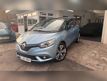 Renault - Scenic
