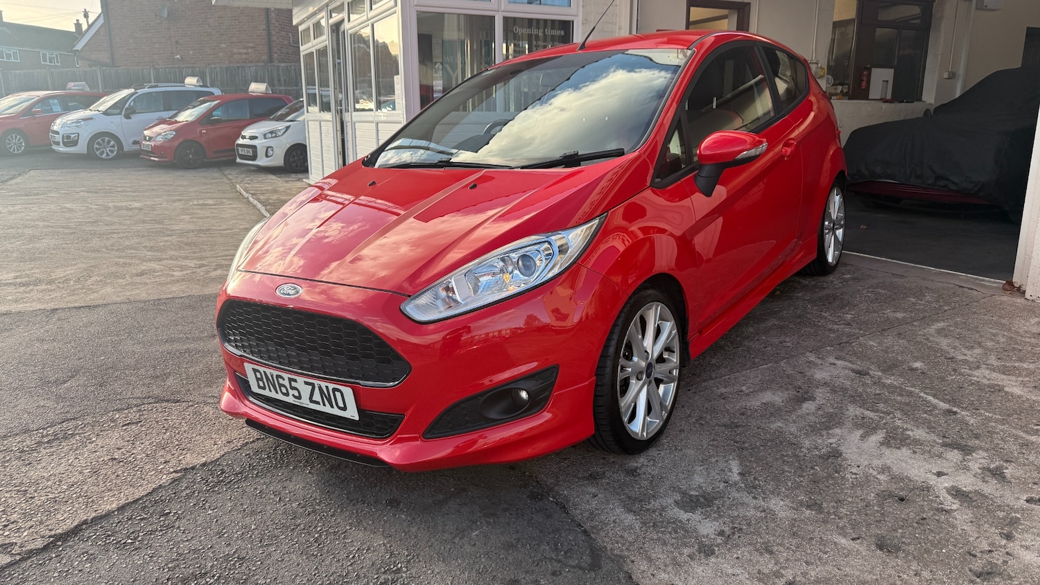 Used Ford Fiesta 2015 for sale - 76404890: Photo 1