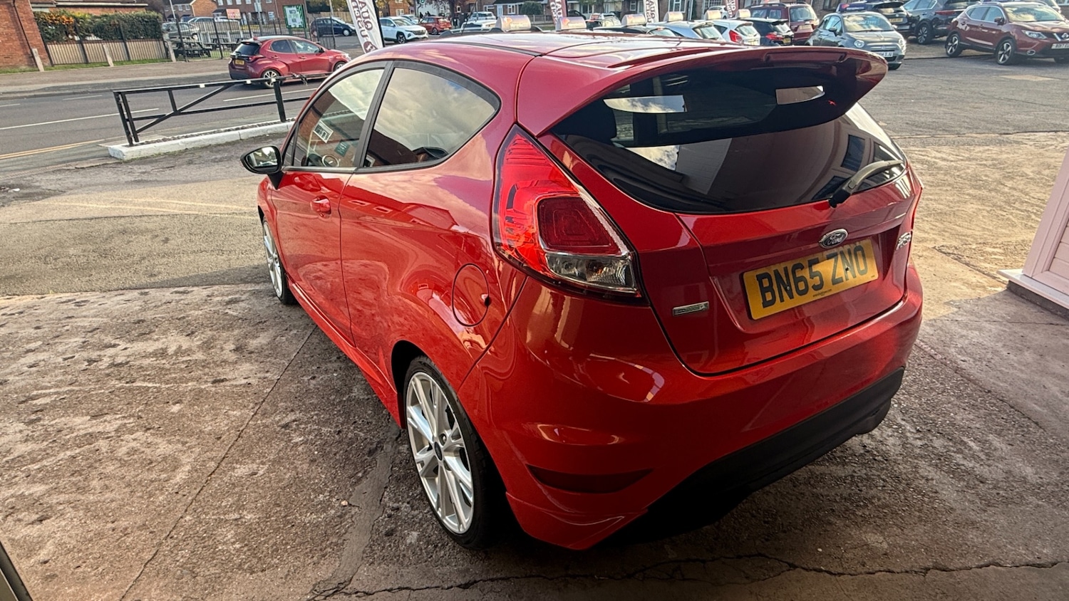 Used Ford Fiesta 2015 for sale - 76404890: Photo 4
