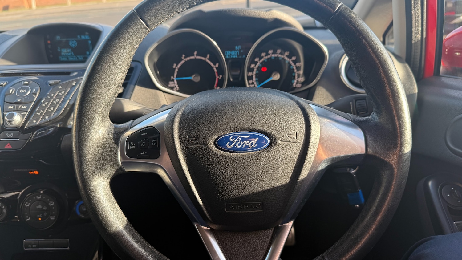 Used Ford Fiesta 2015 for sale - 76404890: Photo 7