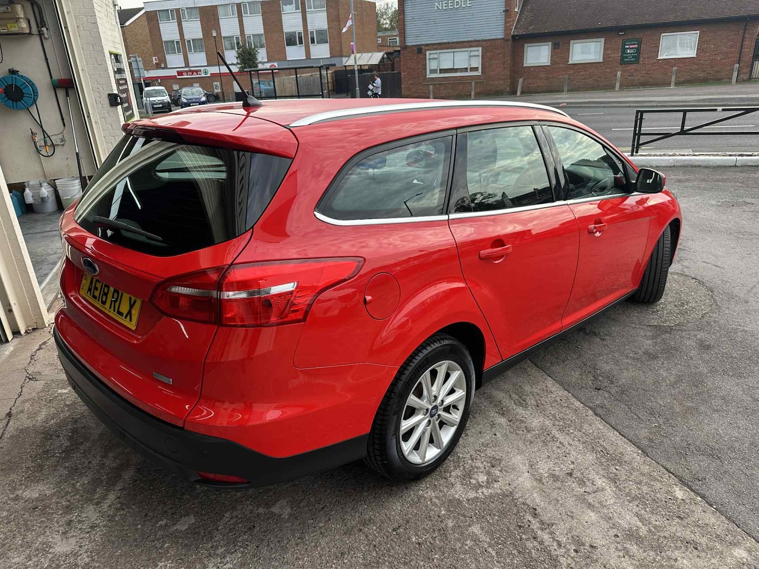 Used Ford Focus 2018 for sale - 76130929: Photo 5