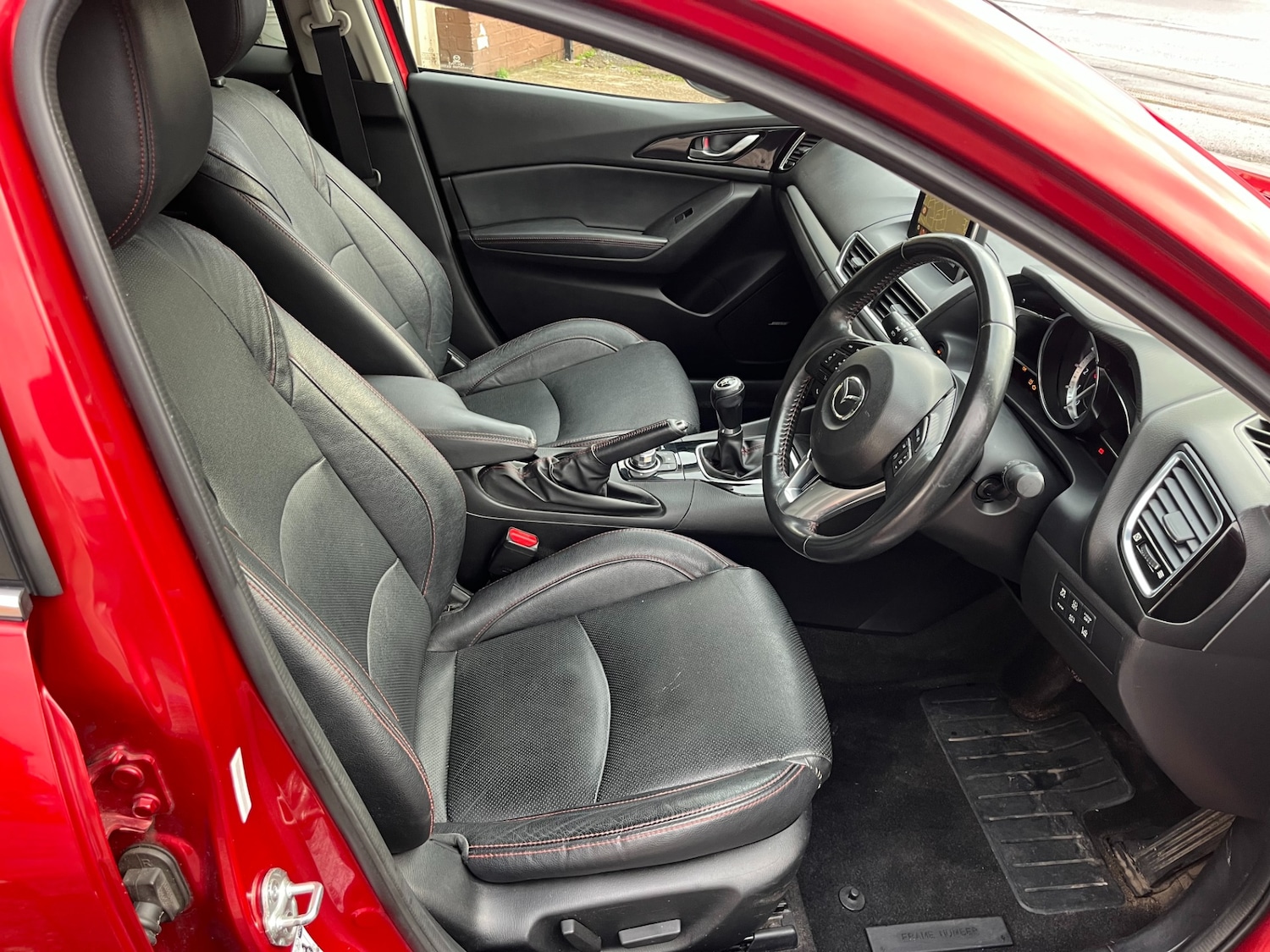 Used Mazda Mazda3 2014 for sale - 77628833: Photo 10