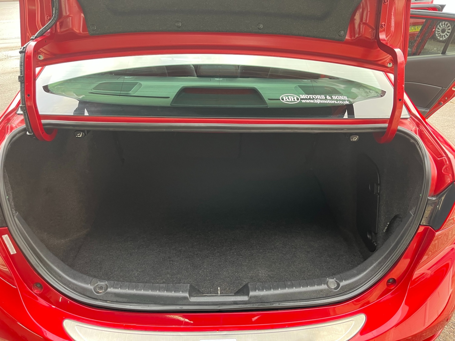 Used Mazda Mazda3 2014 for sale - 77628833: Photo 11