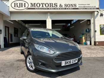 2016 (16) - 1.25 82 Zetec 3dr