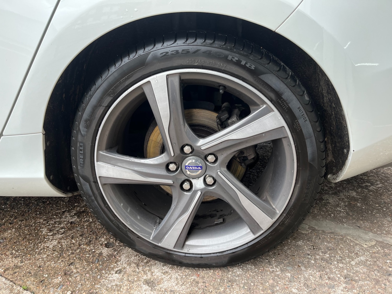 Used Volvo V40 2014 for sale - 77902582: Photo 17