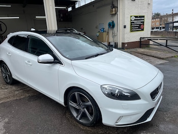 Used Volvo V40 2014 for sale - 77902582: Photo