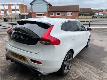 Used Volvo V40 2014 for sale - 77902582: Photo