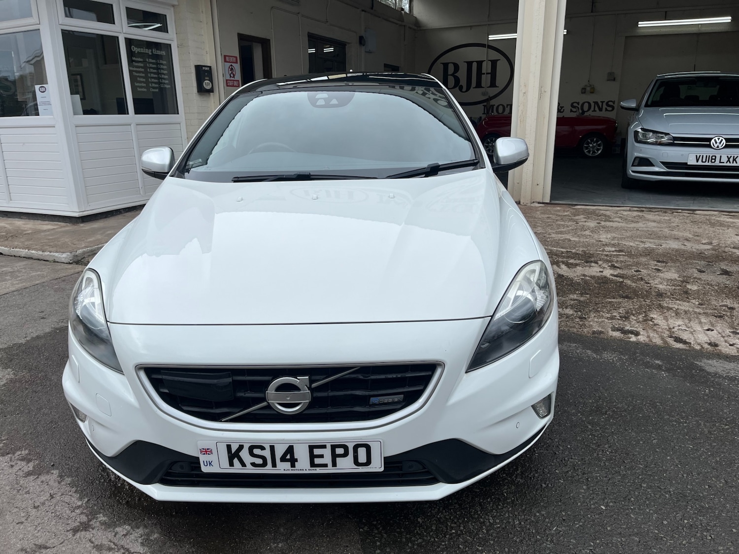 Used Volvo V40 2014 for sale - 77902582: Photo 9