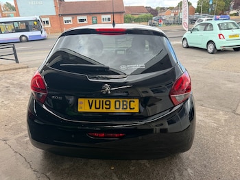 Used Peugeot 208 2019 for sale - 79580356: Photo