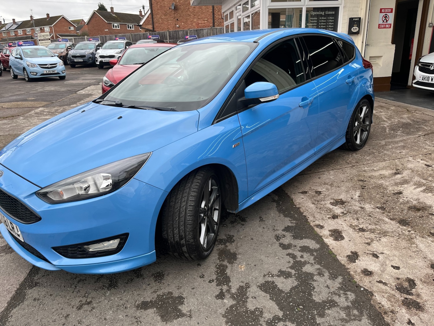 Used Ford Focus 2018 for sale - 78041905: Photo 8