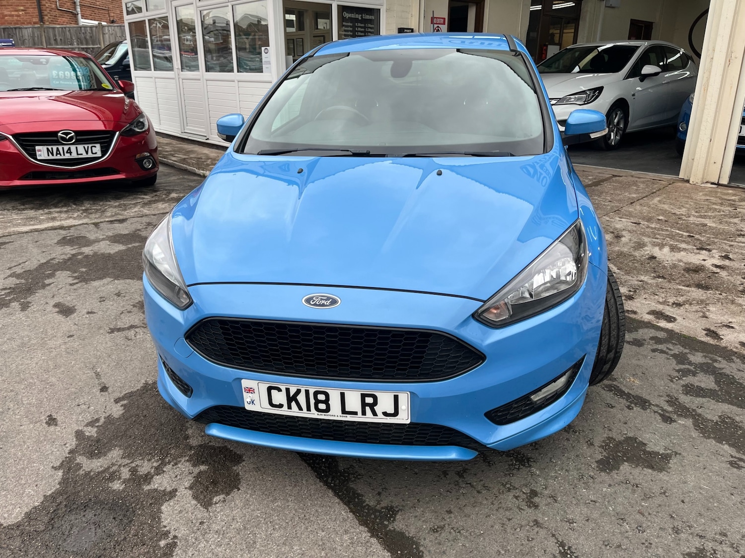 Used Ford Focus 2018 for sale - 78041905: Photo 9