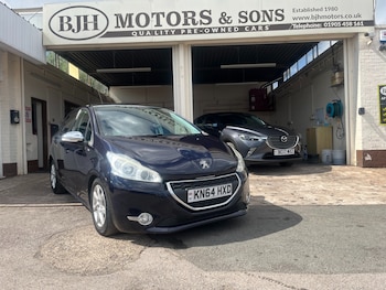 Used Peugeot 208 2014 for sale - 79100102: Photo