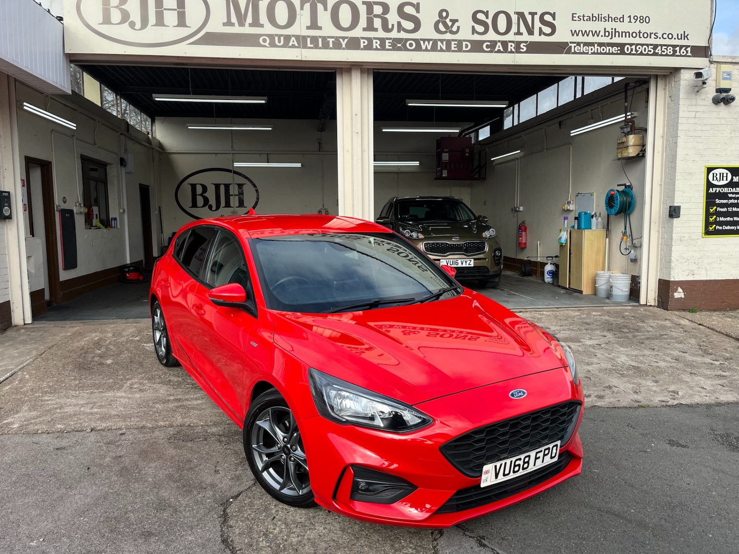 Used Ford Focus 2018 for sale - 77650774: Photo 1