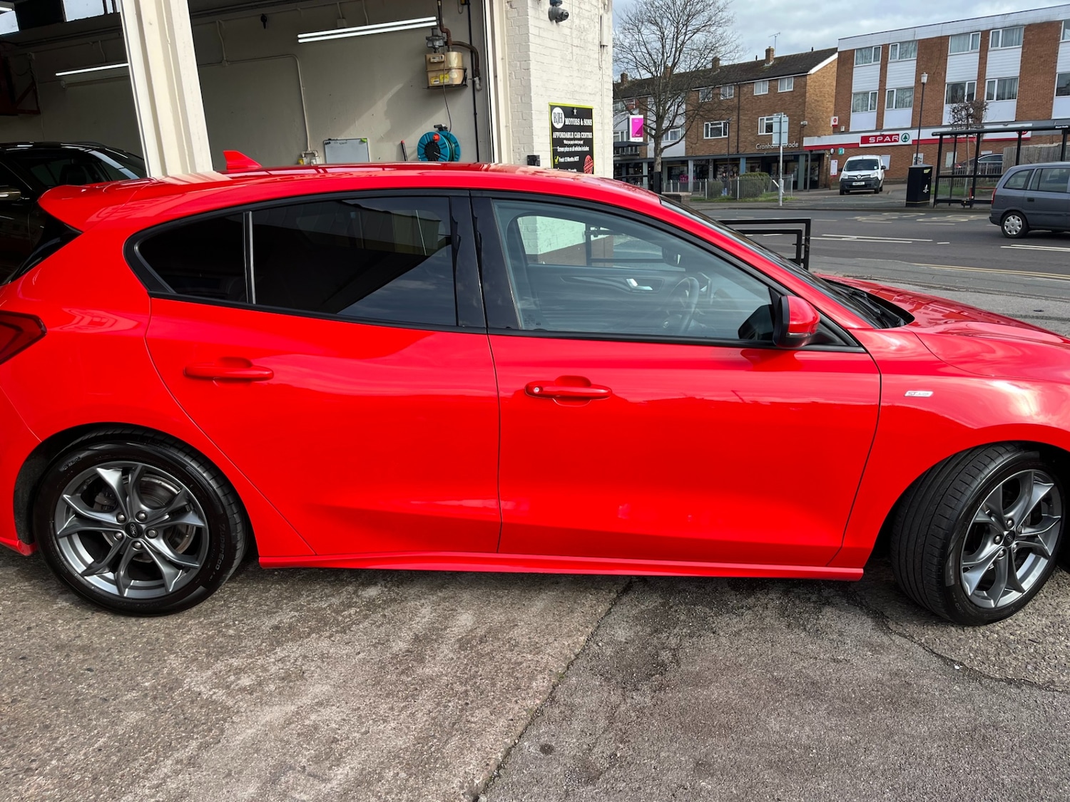 Used Ford Focus 2018 for sale - 77650774: Photo 3