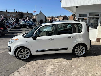 Used Citroen C3 Picasso 2016 for sale - 75794456: Photo