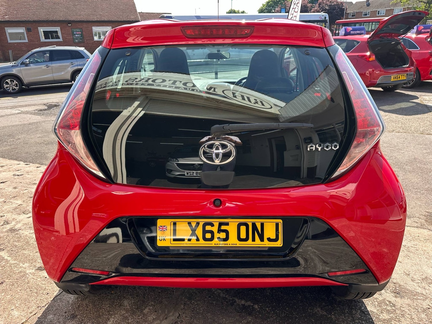 Used Toyota AYGO 2015 for sale - 77392126: Photo 16
