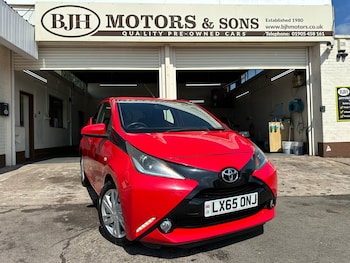 2015 (65) - 1.0 VVT-i X-Pression 5dr x-shift