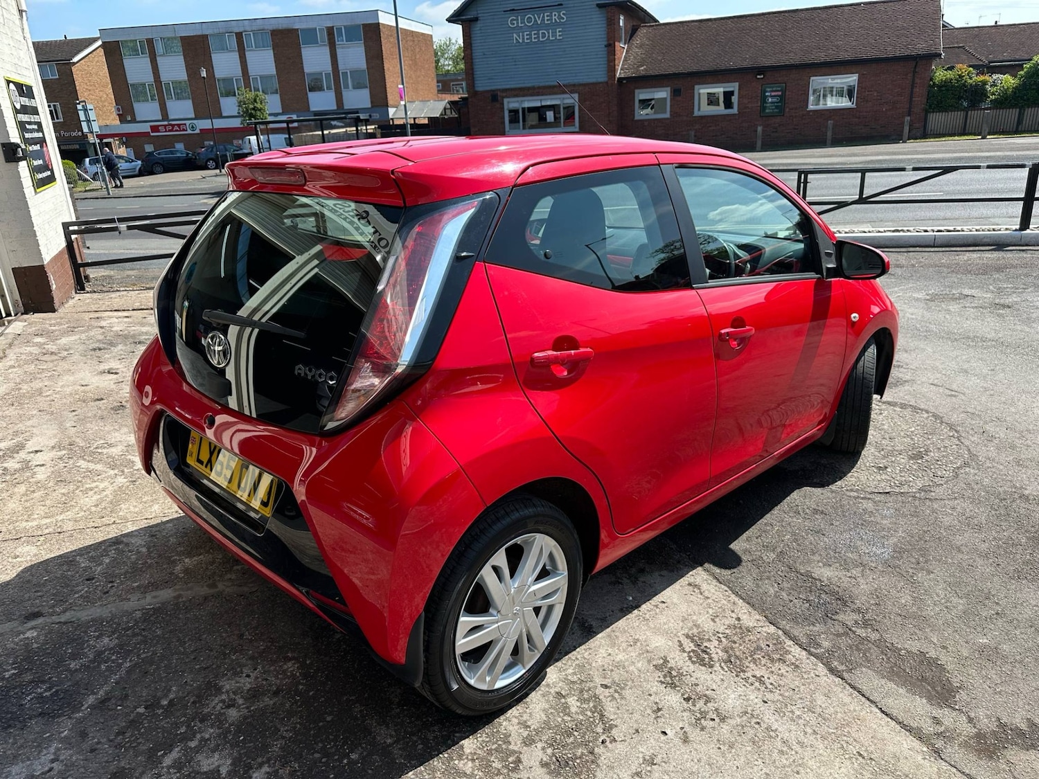Used Toyota AYGO 2015 for sale - 77392126: Photo 4