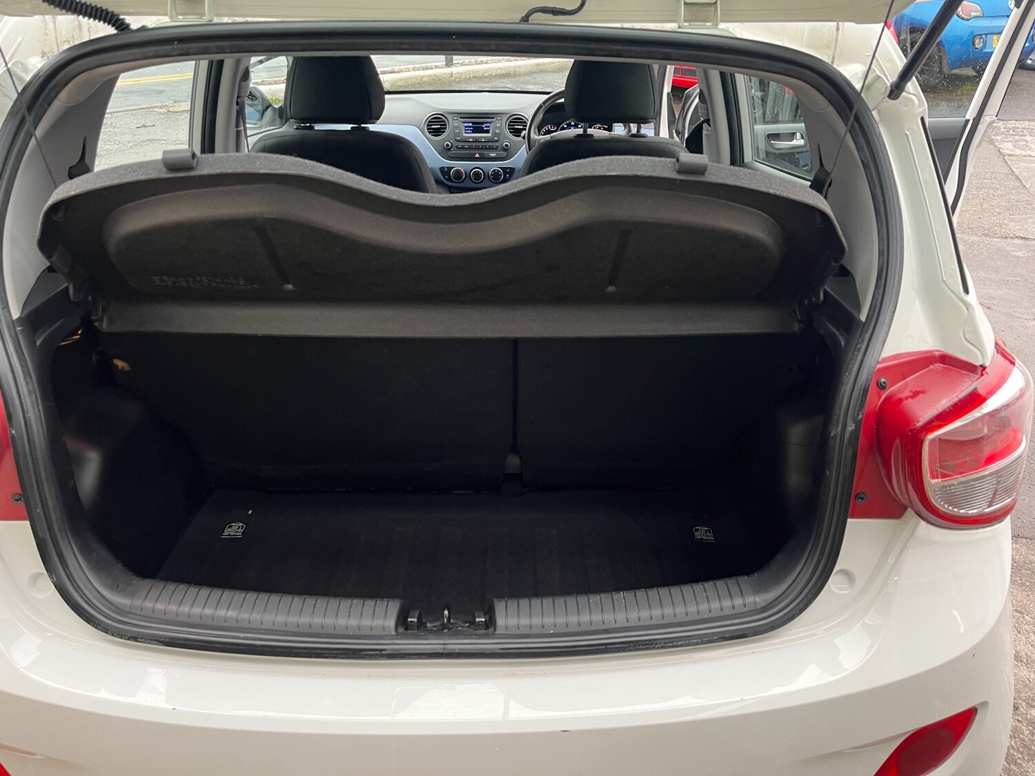 Used Hyundai i10 2015 for sale - 77247909: Photo 14