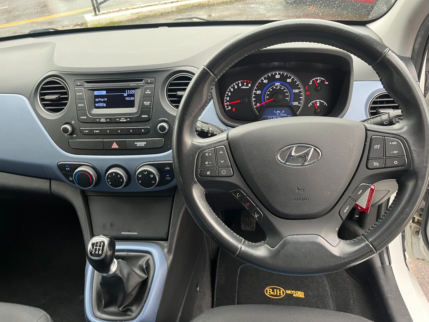 Used Hyundai i10 2015 for sale - 77247909: Photo 9